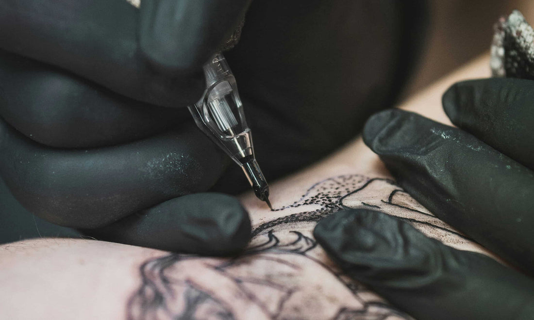 5 Erros que Podem Arruinar uma Tatuagem (e Você Nem Percebeu!)